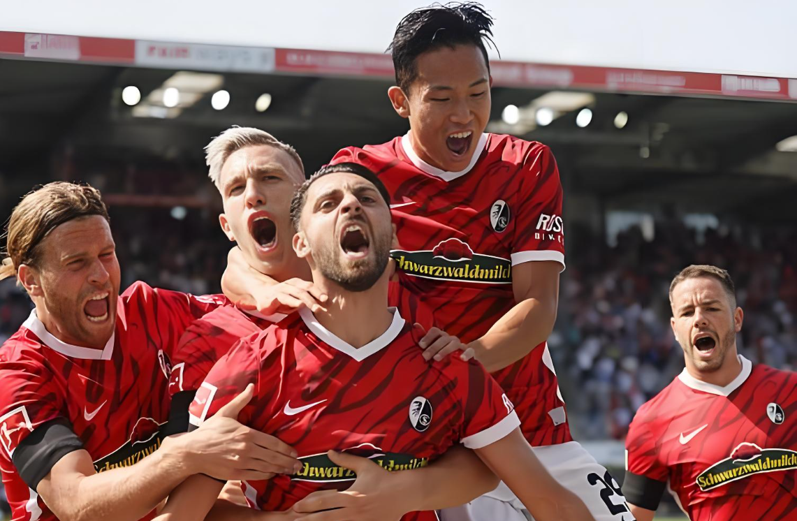 转折点柏林联合复出首秀；德国杯最后时刻攻防权衡；赛场秩序良好；身体对抗强度拉满的简单介绍-开云kaiyun博彩网站